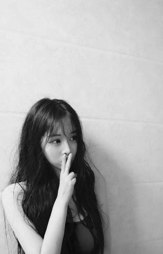 我死对头二次元掉马了！