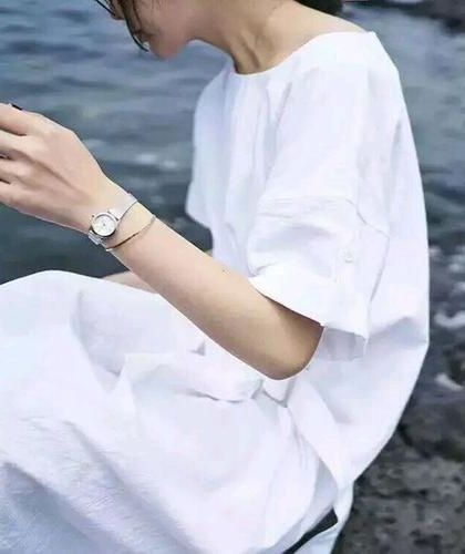 【红袖热文】《我，颜值女主播，无敌！》林岁