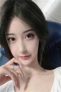 就亲一下作者时汀