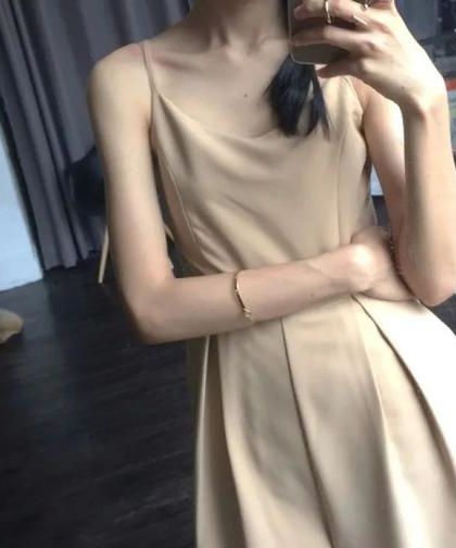 [np完结]《绿茶小姐睡服娱乐圈(NP)》作者：美女知知