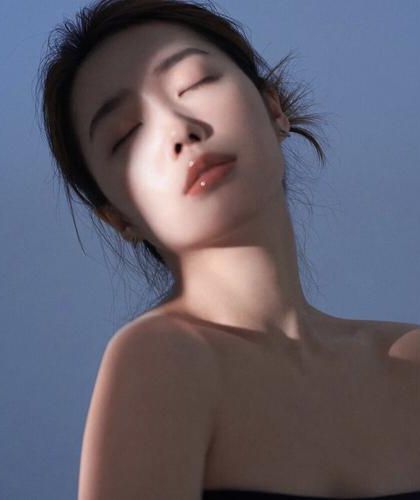 【独家】月色正浓时，我黯然离开 作者：