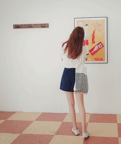 《总裁操上淫荡女秘书》 作者：没有名字